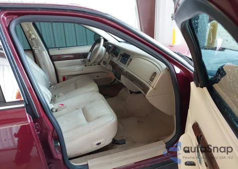 2010 Mercury Grand Marquis Ls (Fleet Only) from USA, damaged, VIN 2MEBM7FV2AX601761